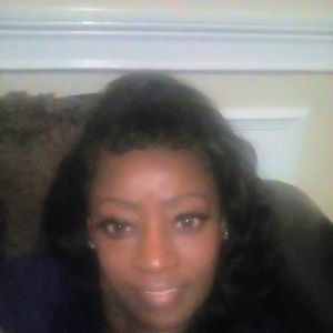 Meet your Posher, Debrina